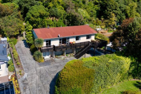Close to the Beach with Mountain Views